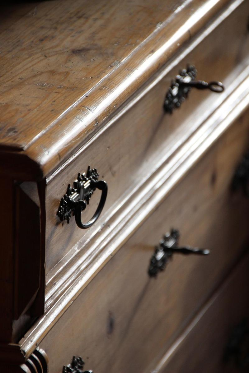herringbone dresser